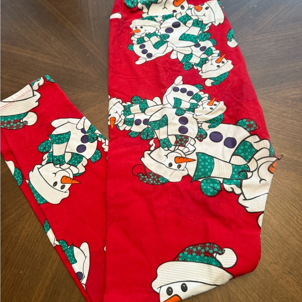 LuLaRoe Tall and Curvy Festive Snowman Print Leggings